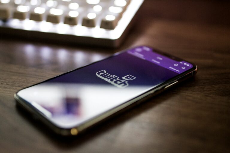 Twitch on Smartphone